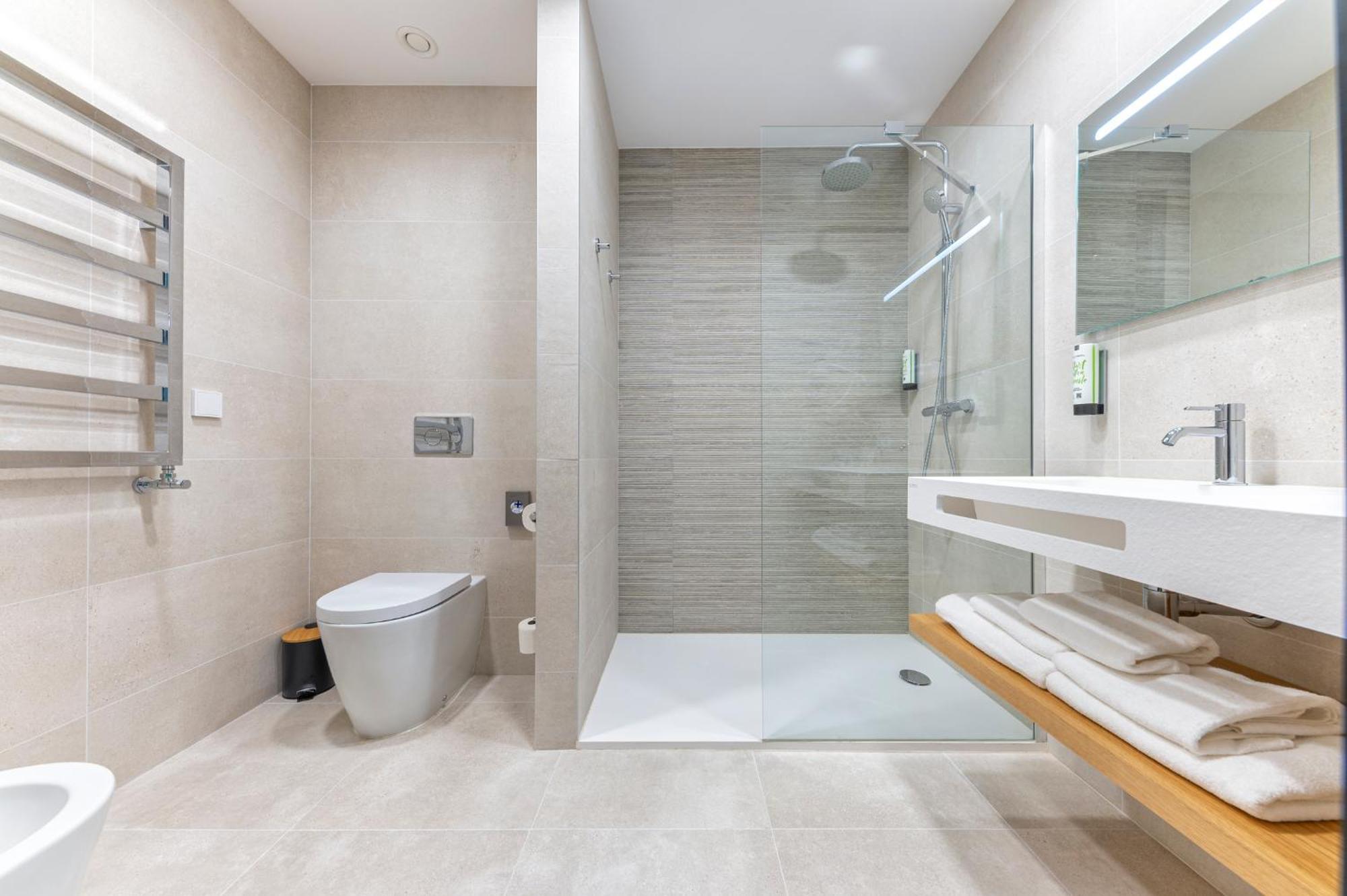Universa Hoteles Сан-Висенте-дель-Распеч Экстерьер фото
